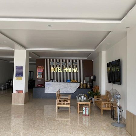 מלון Phu Tho Khach San Phu Ha מראה חיצוני תמונה